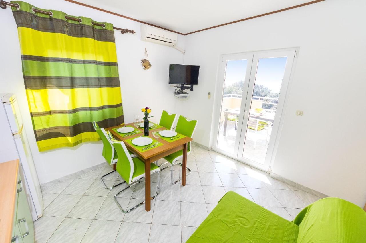 Apartments By The Sea Vrsi - Mulo, Zadar - 5951 外观 照片