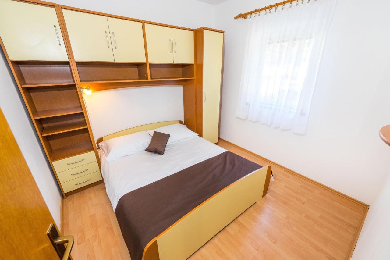Apartments By The Sea Vrsi - Mulo, Zadar - 5951 外观 照片