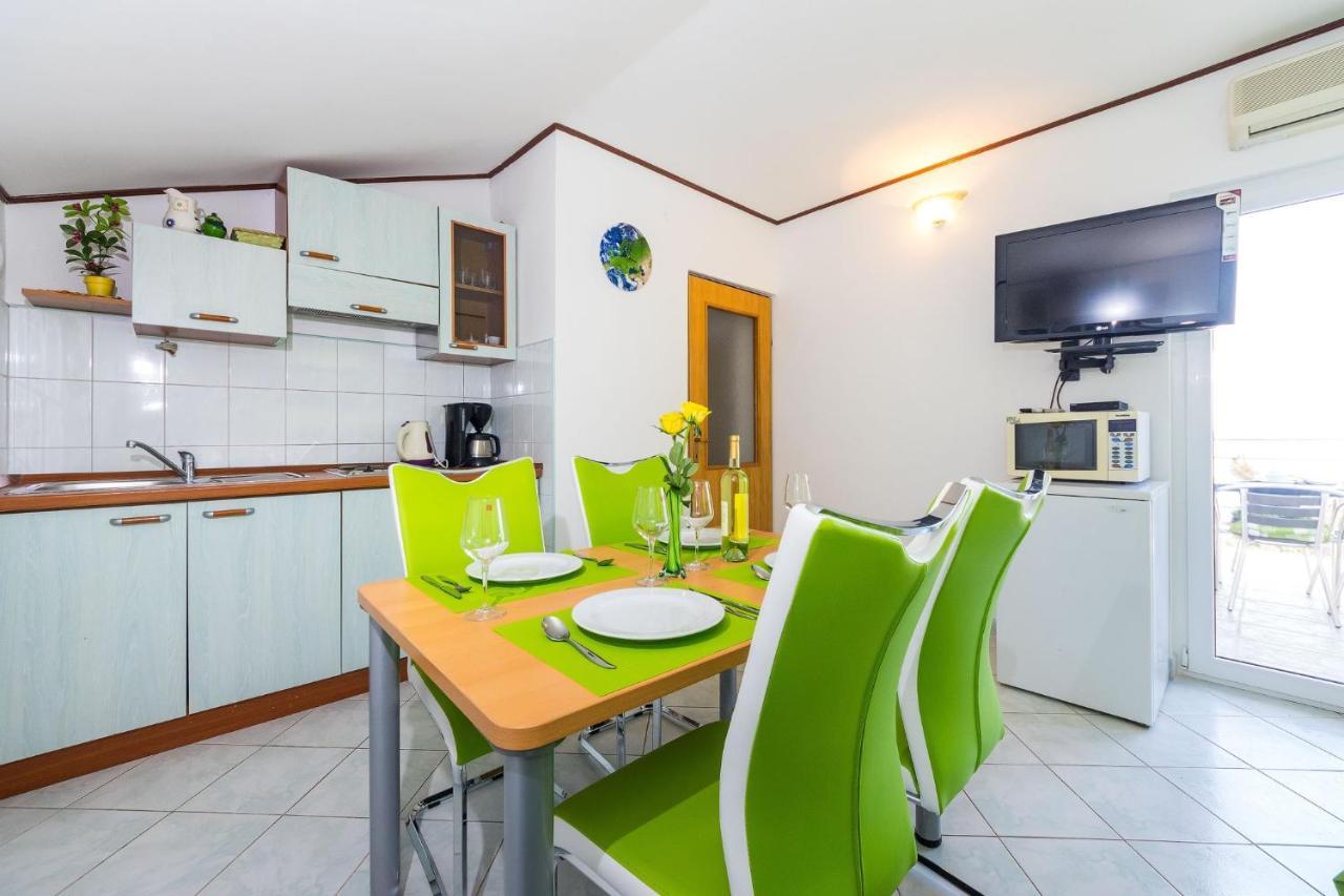 Apartments By The Sea Vrsi - Mulo, Zadar - 5951 外观 照片